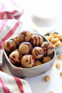 Chocolate_Covered_Chickpea_Protein_Balls_4_edit