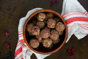 cranberry walnut energy bites